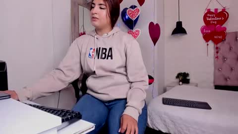 angel hardy online show from 23, 2, 2025