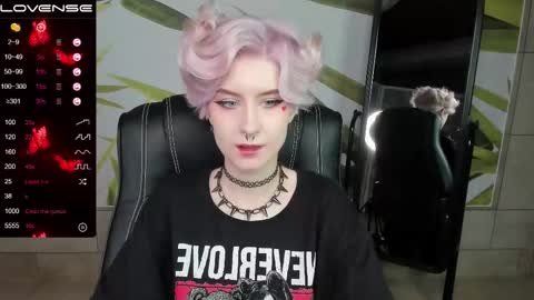 Snapshot of angel_julles chatting on 23, 11, 2025 Angel Dust online show from 23, 11, 2025