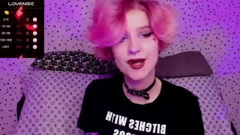 Snapshot of angel_julles chatting on 10, 7, 2026 Angel Dust online show from 10, 7, 2026