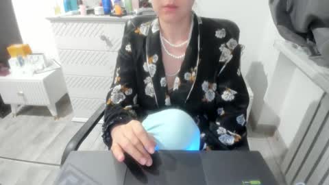 Snapshot of angel_lee__ chatting on 5, 1, 2025 angel_lee__ online show from 5, 1, 2025