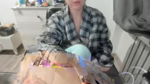 Snapshot of angel_lee__ chatting on 8, 1, 2025 angel_lee__ online show from 8, 1, 2025