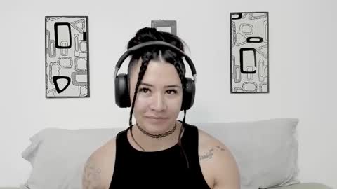 Snapshot of angel_martins chatting on 4, 2, 2026 Angel online show from 4, 2, 2026