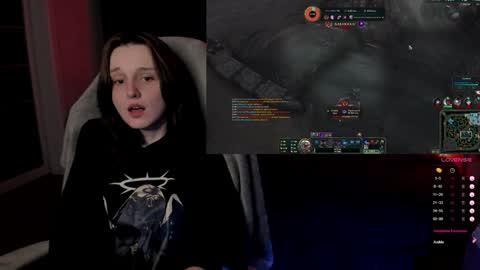 Snapshot of angel_runa chatting on 12, 1, 2025 Mira online show from 12, 1, 2025