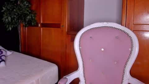 Snapshot of angela_boobies chatting on 7, 10, 2025 angela_boobies online show from 7, 10, 2025