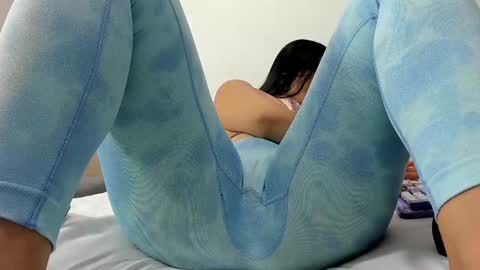 Snapshot of angela_lia_ chatting on 27, 1, 2025 Angela online show from 27, 1, 2025