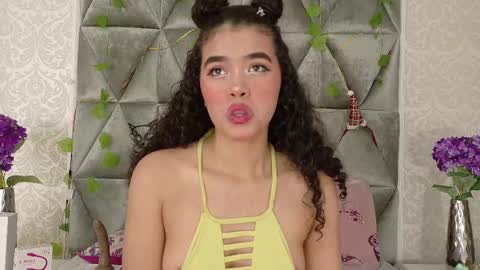 Angela online show from 25, 2, 2025