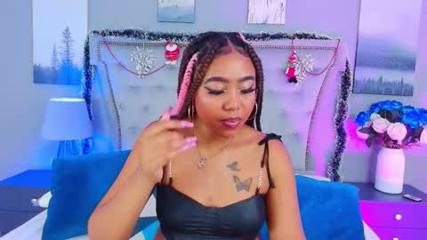 Angela Roberts online show from 22, 12, 2025