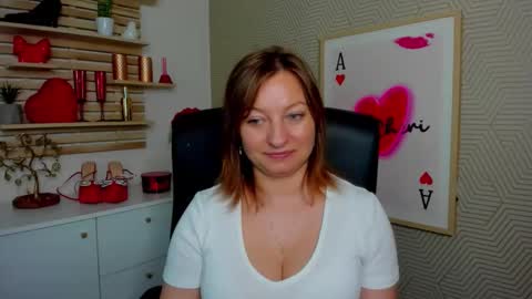 Snapshot of angela_samt chatting on 30, 4, 2026 Angela online show from 30, 4, 2026
