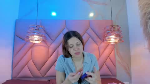 Snapshot of angelaa_cute chatting on 9, 2, 2025 ANGELA online show from 9, 2, 2025