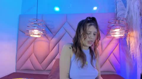 Snapshot of angelaa_cute chatting on 26, 2, 2025 ANGELA online show from 26, 2, 2025