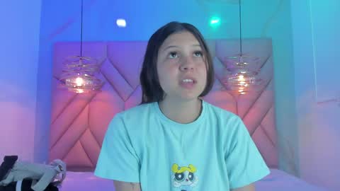 Snapshot of angelaa_cute chatting on 9, 6, 2026 ANGELA online show from 9, 6, 2026