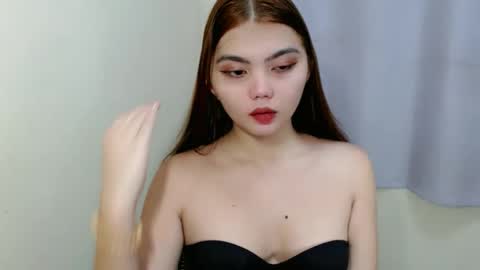 Snapshot of angelari_slut chatting on 28, 10, 2025 angelari_slut online show from 28, 10, 2025