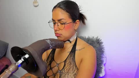 Snapshot of angelaricci chatting on 13, 5, 2026 Angela Ricci online show from 13, 5, 2026
