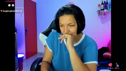 Snapshot of angelblue972344 chatting on 1, 7, 2026 angel online show from 1, 7, 2026