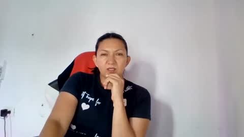 Snapshot of angelblue972344 chatting on 10, 7, 2026 angel online show from 10, 7, 2026