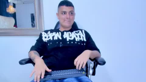 Snapshot of angelblue__ chatting on 24, 6, 2026 angelblue online show from 24, 6, 2026