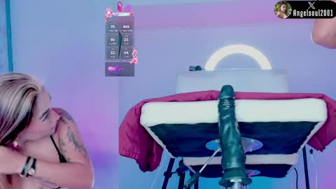 Snapshot of angelcb_ chatting on 30, 5, 2026 angel online show from 30, 5, 2026