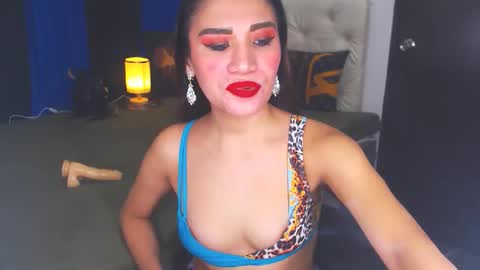 Snapshot of angelcumfallen chatting on 11, 1, 2025 Angel online show from 11, 1, 2025