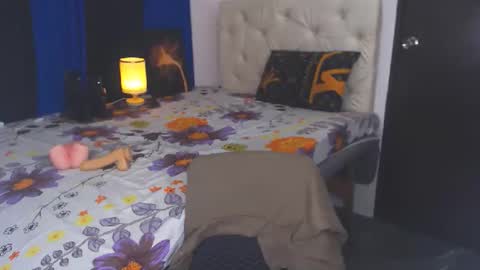 Snapshot of angelcumfallen chatting on 29, 1, 2025 Angel online show from 29, 1, 2025