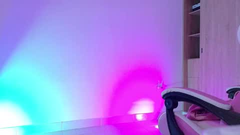 Snapshot of angeldusttt5 chatting on 5, 3, 2026 Valentina online show from 5, 3, 2026