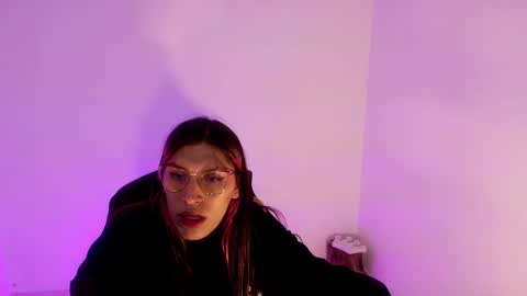 angele online show from 23, 2, 2026