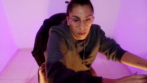 angele online show from 1, 3, 2026