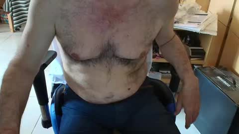 Snapshot of angelgarcia269 chatting on 12, 11, 2025 angelgarcia269 online show from 12, 11, 2025