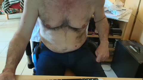 Snapshot of angelgarcia269 chatting on 14, 11, 2025 angelgarcia269 online show from 14, 11, 2025