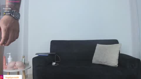 Angel online show from 28, 9, 2025