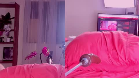 Snapshot of angeli__wu chatting on 25, 1, 2025 Angeli online show from 25, 1, 2025