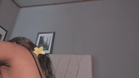 Snapshot of angeli_sexi chatting on 4, 2, 2026 Carolina online show from 4, 2, 2026