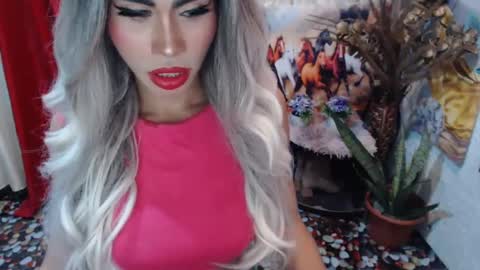 DIVINE ANGEL online show from 19, 2, 2025