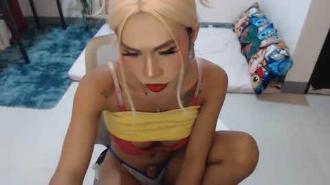 DIVINE ANGEL online show from 14, 2, 2026