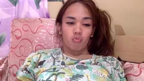 Yhanna online show from 31, 12, 2024