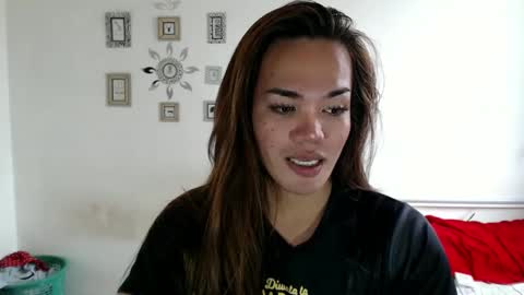 Yhanna online show from 25, 2, 2025