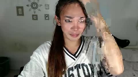 Yhanna online show from 9, 3, 2025