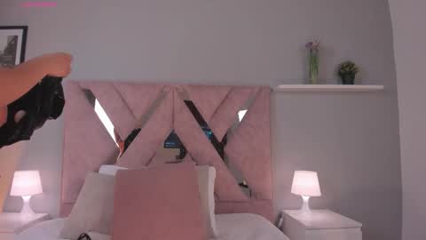 Angelica Cross online show from 19, 2, 2026