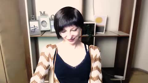 Angelina online show from 3, 12, 2025