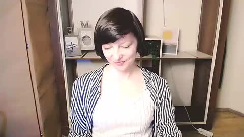 Snapshot of angelinalov_ chatting on 27, 4, 2026 Angelina online show from 27, 4, 2026