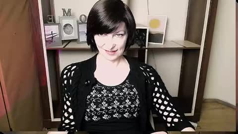 Snapshot of angelinalov_ chatting on 2, 6, 2026 Angelina online show from 2, 6, 2026