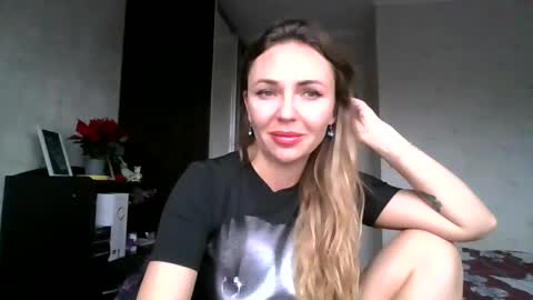 angelinalove28 online show from 27, 11, 2025