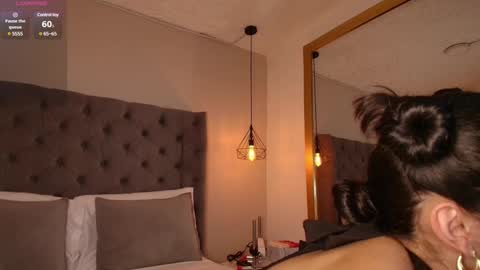 Snapshot of angelinarosss_ chatting on 9, 1, 2025 online show from 9, 1, 2025