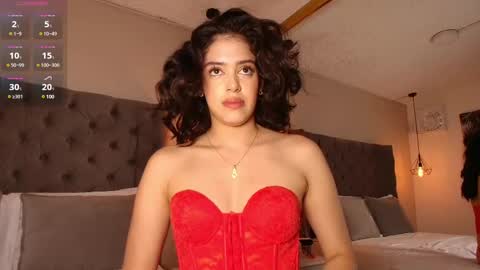 Snapshot of angelinarosss_ chatting on 6, 3, 2025 online show from 6, 3, 2025