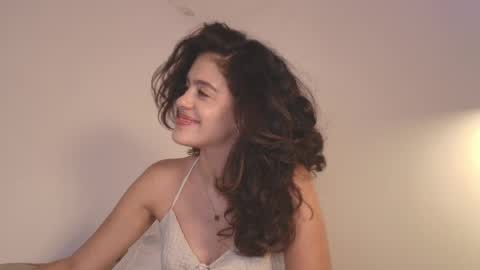 Snapshot of angelinarosss_ chatting on 1, 5, 2026 online show from 1, 5, 2026