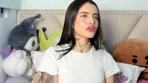 Snapshot of angeline__smith chatting on 28, 9, 2025 Angeline Smith online show from 28, 9, 2025