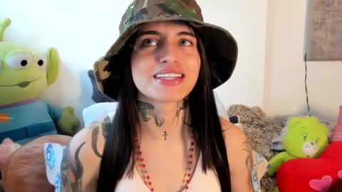 Snapshot of angeline__smith chatting on 7, 10, 2025 Angeline Smith online show from 7, 10, 2025