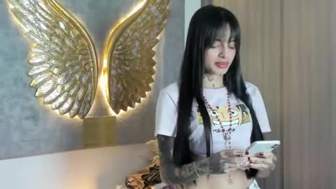 Snapshot of angeline__smith chatting on 16, 10, 2025 Angeline Smith online show from 16, 10, 2025