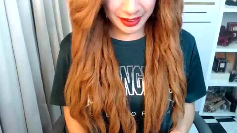 Snapshot of angelinnaxxx chatting on 2, 5, 2026 Anglina online show from 2, 5, 2026