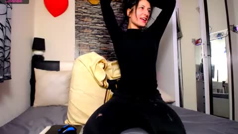 Snapshot of angelique_an chatting on 23, 2, 2025 Angelique. Lets catch fire with pleasure and float in relaxation online show from 23, 2, 2025