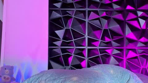 Snapshot of angelique_murphy chatting on 28, 2, 2025 Angelique Murphy online show from 28, 2, 2025